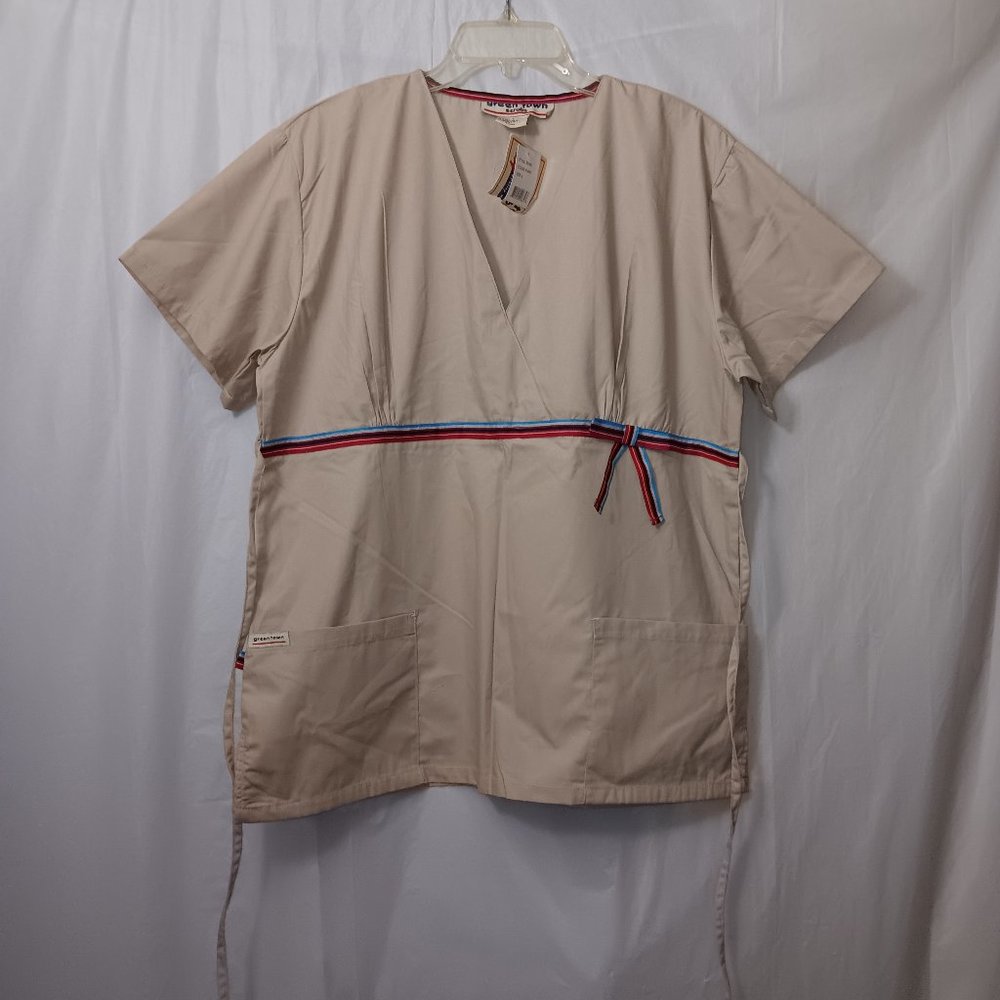 GREEN TOWN SCRUBS SHORT SLEEVE KAHKI SCRUB TOP COTTON BLEND SIZE LARGE